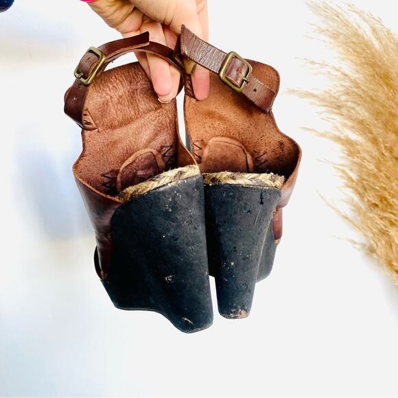 FP FREE PEOPLE Burgundy Brown Leather Vachetta Rose Wedge Sandals Tan Rope 8.5 - Picture 9 of 16